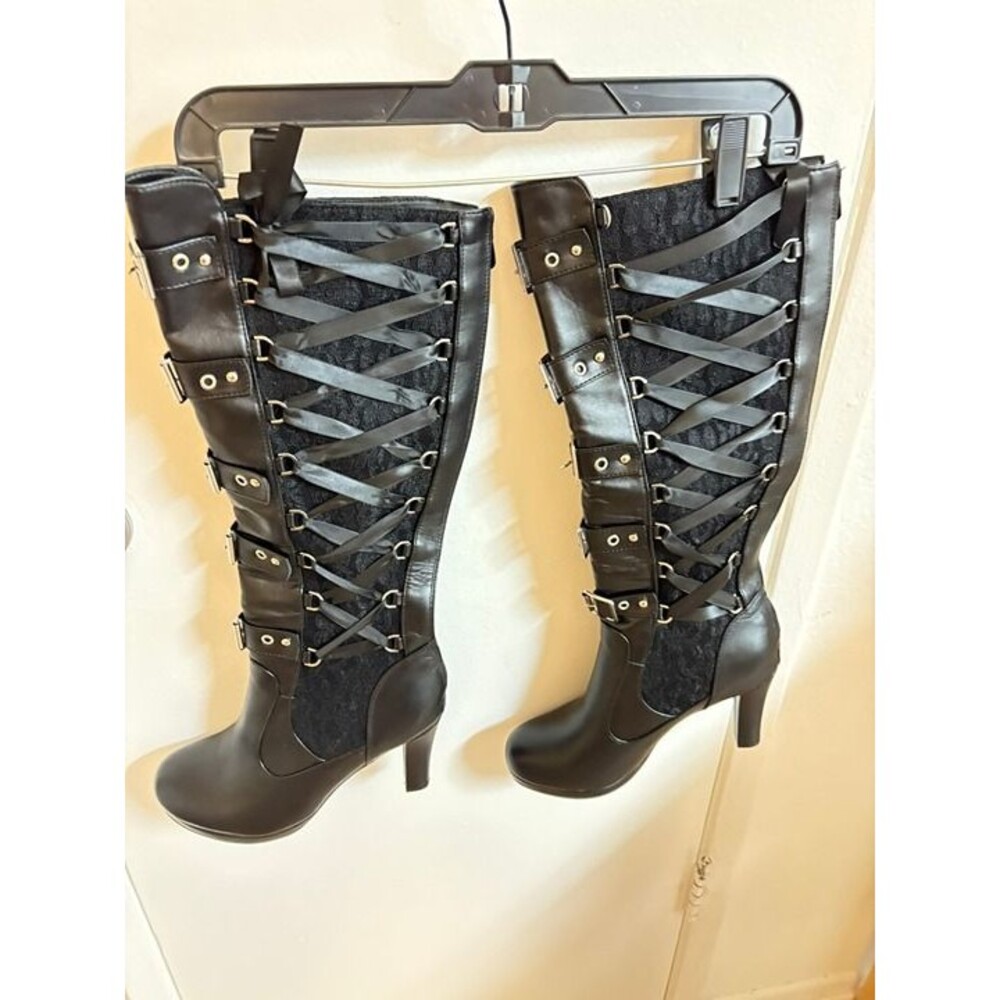 Ribbon lace up boots with lace detail
